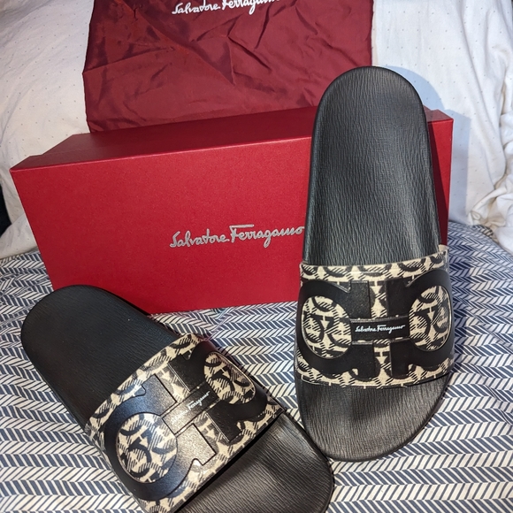 Salvatore Ferragamo Grove 6 slide Men's 8M - Picture 5 of 6
